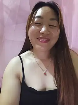 Snapshot of he-se-kin chatting on June 3, 2026, 2:33 pm he-se-kin online show from June 3, 2026, 2:33 pm