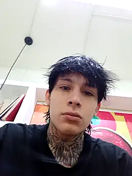 naty 18 online show from March 29, 2026, 7:47 pm