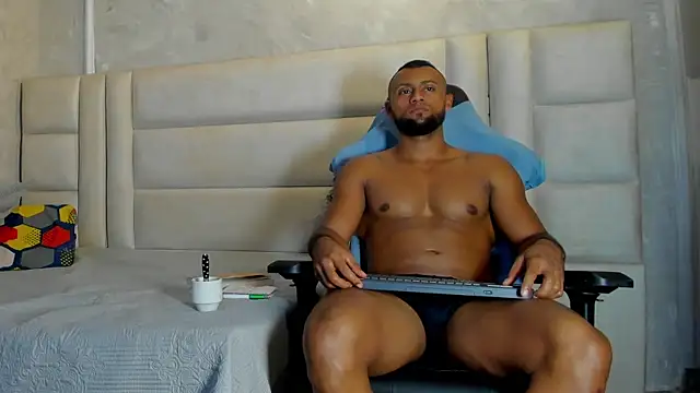 Snapshot of Dark_lennox chatting on May 9, 2026, 11:54 pm Dark lennox online show from May 9, 2026, 11:54 pm