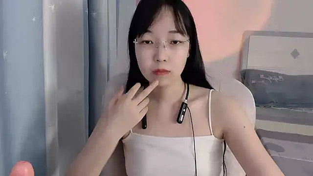 Snapshot of Anya-2026 chatting on July 14, 2026, 4:13 pm Anya-2026 online show from July 14, 2026, 4:13 pm