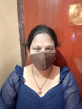 Snapshot of Latha_lovely chatting on April 3, 2026, 7:39 am Latha lovely online show from April 3, 2026, 7:39 am
