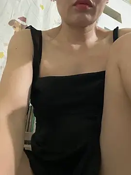Lisa-07 online show from April 18, 2026, 3:16 pm