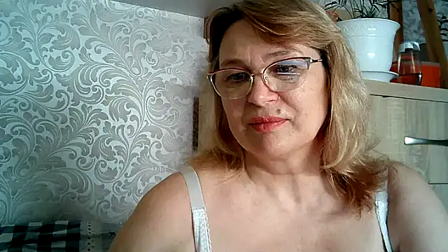 Snapshot of Alina-malina66 chatting on June 10, 2026, 9:14 pm Alina-malina66 online show from June 10, 2026, 9:14 pm