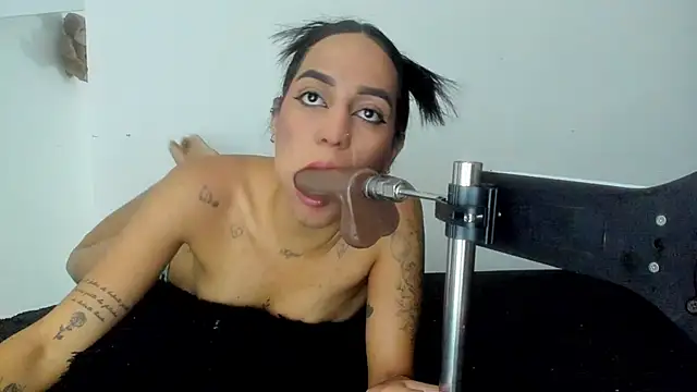 Snapshot of MegannHills_ chatting on June 8, 2026, 8:15 am MegannHills online show from June 8, 2026, 8:15 am