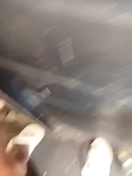 Snapshot of Cometa-24 chatting on April 9, 2026, 2:11 pm Cometa-24 online show from April 9, 2026, 2:11 pm