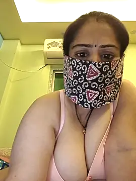 Snapshot of sonalidey5564 chatting on April 13, 2026, 1:49 pm sonalidey5564 online show from April 13, 2026, 1:49 pm