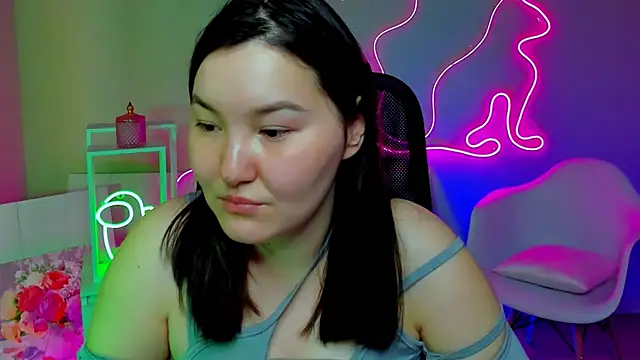 Snapshot of CamilaMartiez chatting on March 28, 2026, 1:00 pm CamilaMartiez online show from March 28, 2026, 1:00 pm