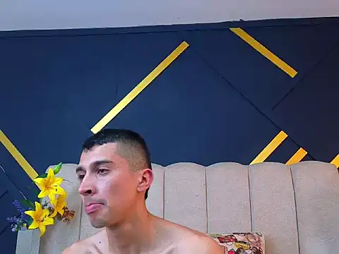 Snapshot of MiaANDronyy chatting on March 29, 2026, 7:25 pm MiaANDronyy online show from March 29, 2026, 7:25 pm