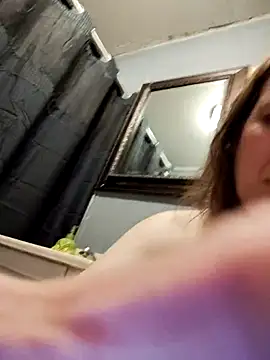 023thickandjuicy07 online show from April 4, 2026, 3:05 am