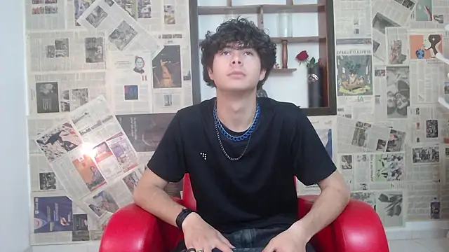 Snapshot of sebastian_rougue chatting on March 27, 2026, 9:47 pm sebastian rougue online show from March 27, 2026, 9:47 pm