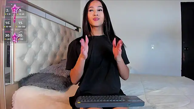 Snapshot of Miss_KhalifaDoll chatting on July 8, 2026, 3:11 am Miss KhalifaDoll online show from July 8, 2026, 3:11 am