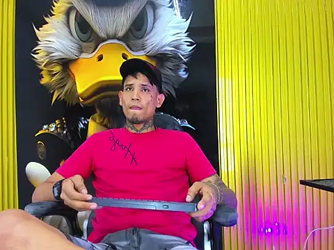 Winsord Bigcock online show from March 28, 2026, 7:35 pm