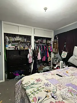 sweetkacibaby online show from July 8, 2026, 4:22 pm