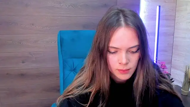 Snapshot of MaryKeyl chatting on March 31, 2026, 8:15 am MaryKeyl online show from March 31, 2026, 8:15 am