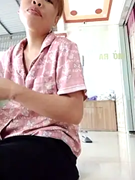 tinyk6 online show from April 9, 2026, 9:15 am