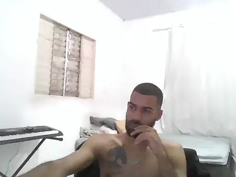 Alexandrecost059 online show from April 17, 2026, 8:45 pm