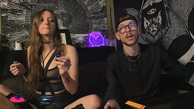 webzandkordz online show from June 26, 2026, 4:17 am