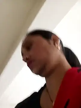 Raanieoy012 online show from April 3, 2026, 1:36 am