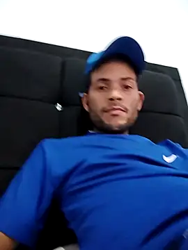 johancastw online show from April 7, 2026, 8:53 pm