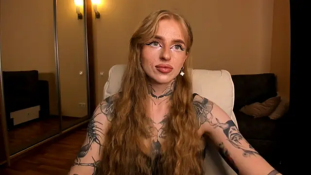 Snapshot of harley_kimm chatting on June 29, 2026, 5:46 am harley kimm online show from June 29, 2026, 5:46 am