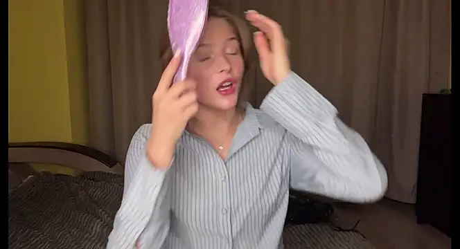 MercyShadows online show from April 12, 2026, 5:07 pm