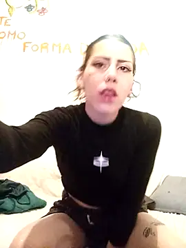 Snapshot of blueangel7x7 chatting on April 6, 2026, 4:46 am blueangel7x7 online show from April 6, 2026, 4:46 am