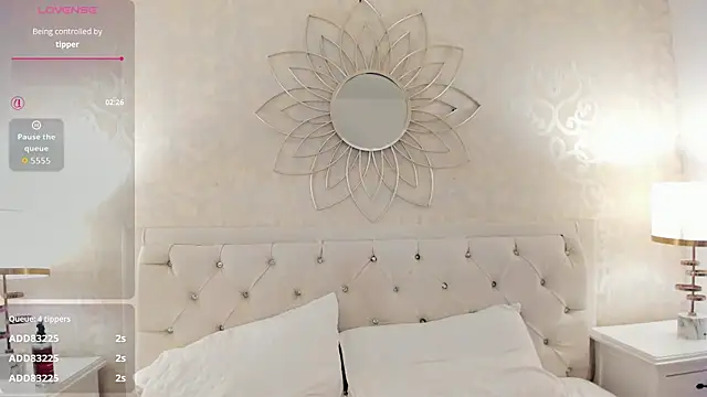 Snapshot of Julietta___ chatting on May 11, 2026, 4:04 pm Julietta online show from May 11, 2026, 4:04 pm