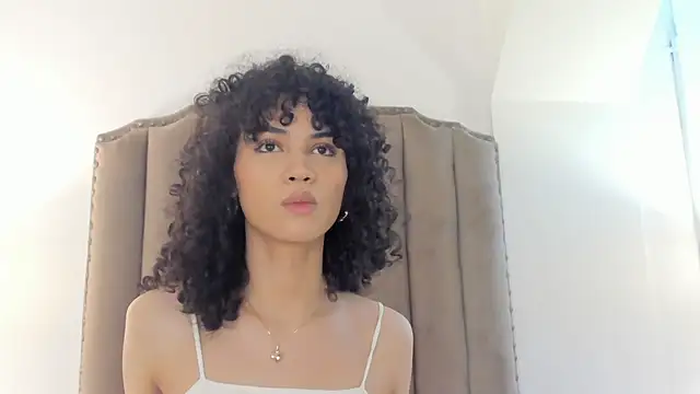 Snapshot of Julietta___ chatting on May 30, 2026, 12:57 pm Julietta online show from May 30, 2026, 12:57 pm