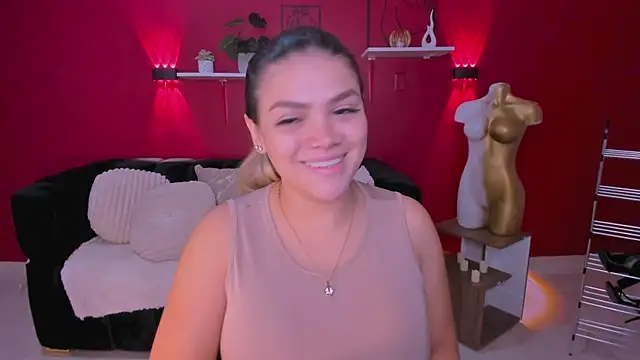 Snapshot of Sofia_Velvetx chatting on May 26, 2026, 1:07 pm Sofia Velvetx online show from May 26, 2026, 1:07 pm