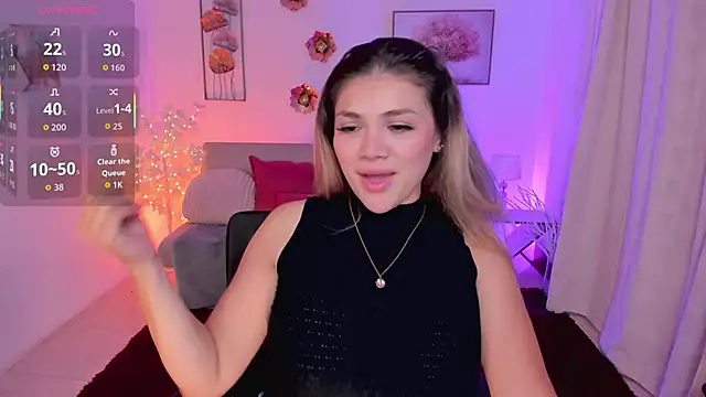 Snapshot of Sofia_Velvetx chatting on May 30, 2026, 10:29 pm Sofia Velvetx online show from May 30, 2026, 10:29 pm