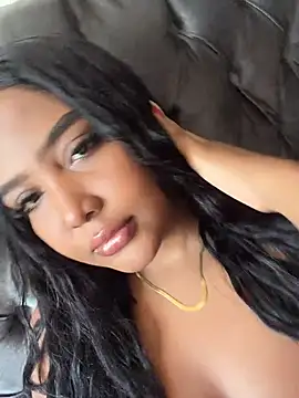 DaniXxx1 online show from April 7, 2026, 4:51 pm