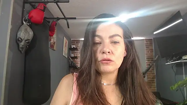  bonnie and clyde online show from April 28, 2026, 8:14 pm