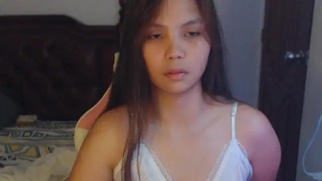 Snapshot of sweet_21_1 chatting on April 13, 2026, 5:13 am sweet 21 1 online show from April 13, 2026, 5:13 am
