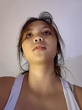 Snapshot of sweet_21_1 chatting on June 6, 2026, 6:34 pm sweet 21 1 online show from June 6, 2026, 6:34 pm