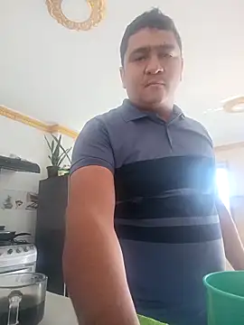 luis20212 online show from April 5, 2026, 2:03 pm