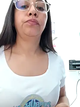 Violeta--7 online show from April 9, 2026, 1:38 pm