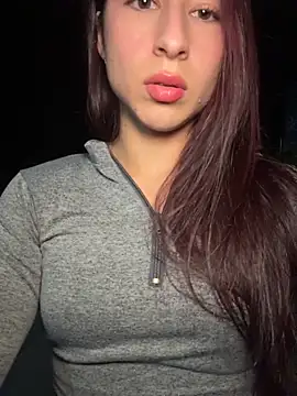 Snapshot of Debby_ryann chatting on April 26, 2026, 5:27 am Debby ryann online show from April 26, 2026, 5:27 am