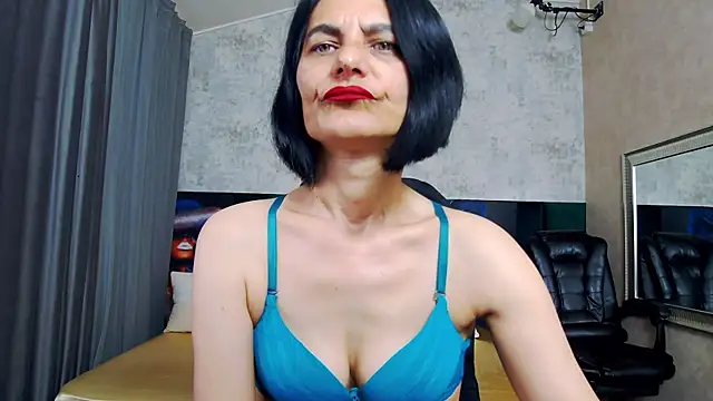 Snapshot of KalystaSwiss chatting on May 20, 2026, 4:29 am KalystaSwiss online show from May 20, 2026, 4:29 am