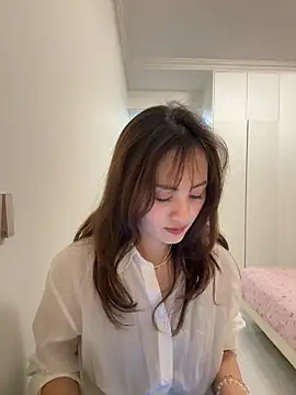 Snapshot of Yang_218 chatting on April 4, 2026, 5:49 am Yang 218 online show from April 4, 2026, 5:49 am