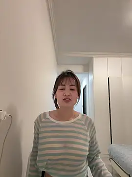Snapshot of Yang_218 chatting on April 13, 2026, 5:02 am Yang 218 online show from April 13, 2026, 5:02 am