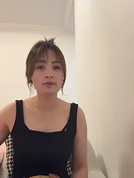 Snapshot of Yang_218 chatting on April 29, 2026, 7:45 am Yang 218 online show from April 29, 2026, 7:45 am