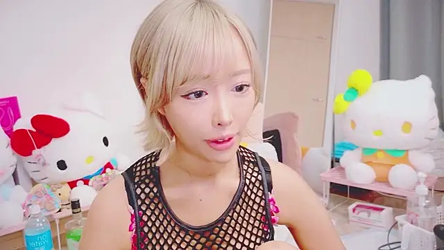 Snapshot of baby__cherry__ chatting on June 12, 2026, 12:15 pm baby cherry online show from June 12, 2026, 12:15 pm
