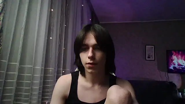 Snapshot of mason_silver chatting on June 3, 2026, 3:39 pm mason silver online show from June 3, 2026, 3:39 pm