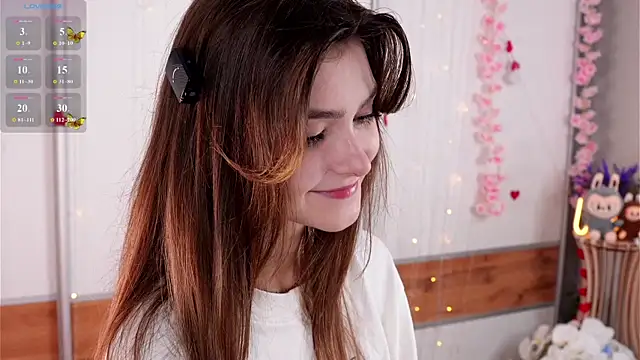 CherlyGuss online show from July 3, 2026, 3:02 am