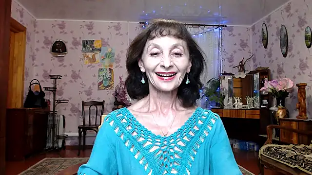 Snapshot of Shooting-Star- chatting on May 13, 2026, 7:00 pm Shooting-Star- online show from May 13, 2026, 7:00 pm
