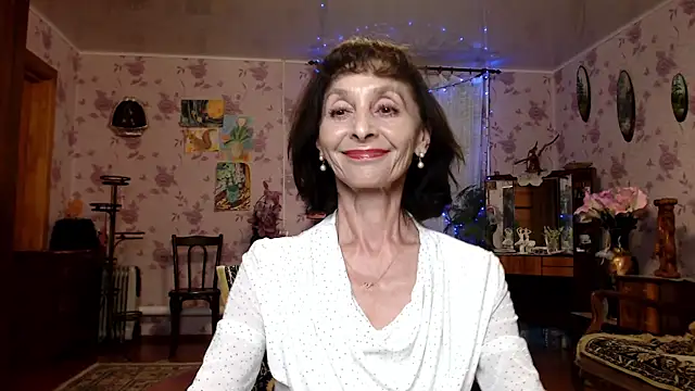 Snapshot of Shooting-Star- chatting on May 14, 2026, 6:37 pm Shooting-Star- online show from May 14, 2026, 6:37 pm