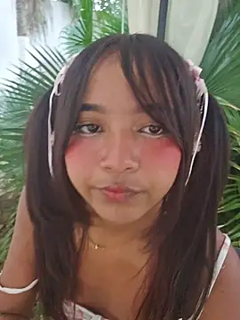 Snapshot of Pretty_karol chatting on June 18, 2026, 12:20 pm Pretty karol online show from June 18, 2026, 12:20 pm