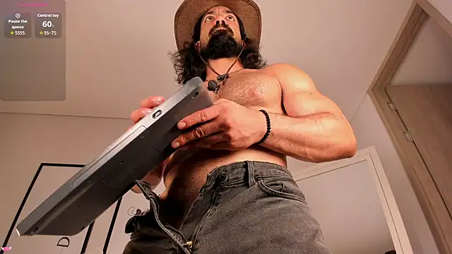 Max strong01 online show from July 17, 2026, 1:34 am