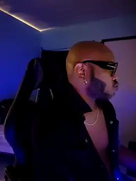 Snapshot of RickDonn chatting on March 31, 2026, 8:15 am RickDonn online show from March 31, 2026, 8:15 am