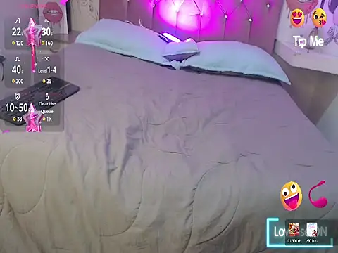 Snapshot of Renata_Valentina chatting on May 4, 2026, 11:17 am Renata Valentina online show from May 4, 2026, 11:17 am